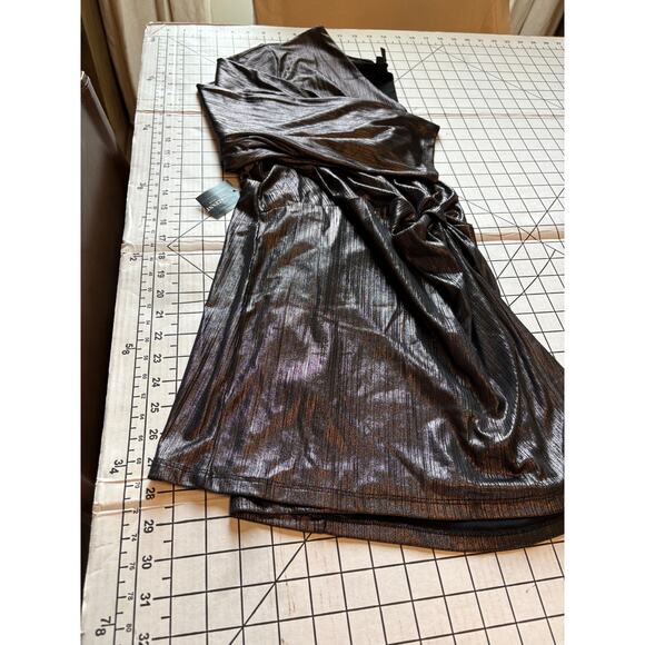 NWT Alfani Mod Shimmer Twist Front Blouse Top Shirt Metallic Gray Silver 4X - Picture 8 of 10